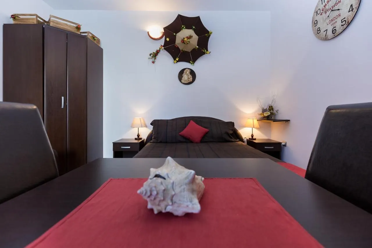 Apartment Nedo Sveti Filip i Jakov