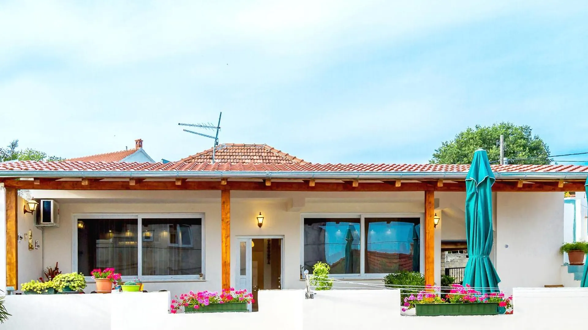 Apartment Nedo 0*, Sveti Filip i Jakov Croatia