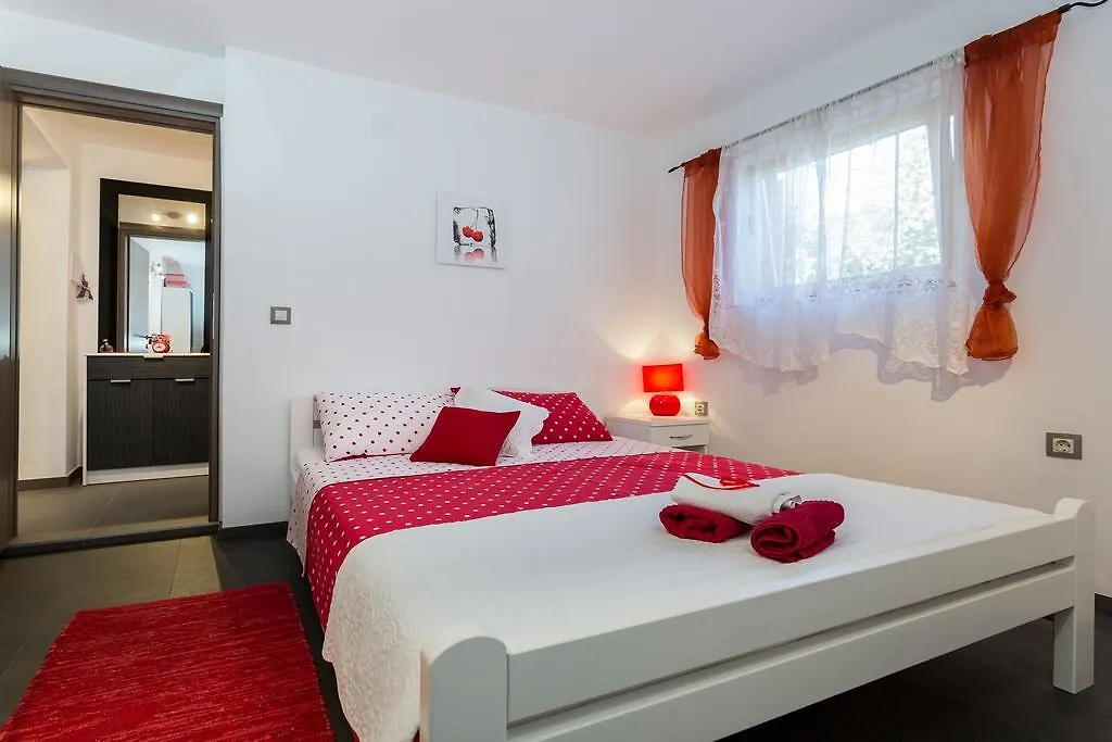Apartment Nedo 0*, Sveti Filip i Jakov Croatia