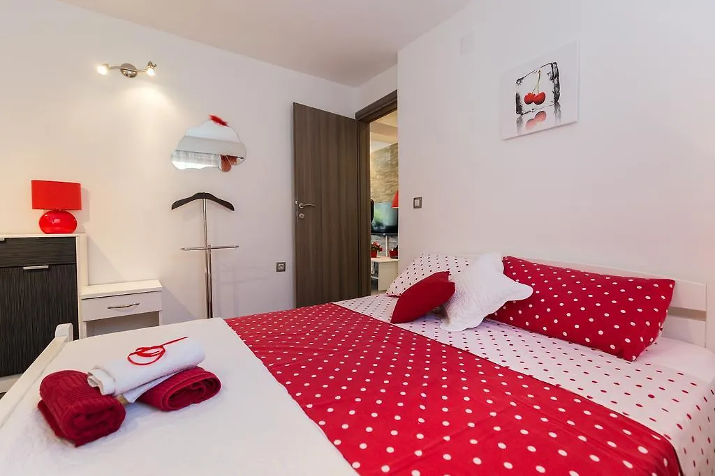 Apartment Nedo 0*, Sveti Filip i Jakov