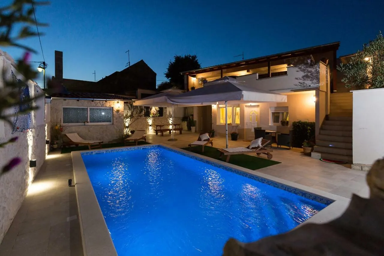 Apartment Nedo Sveti Filip i Jakov