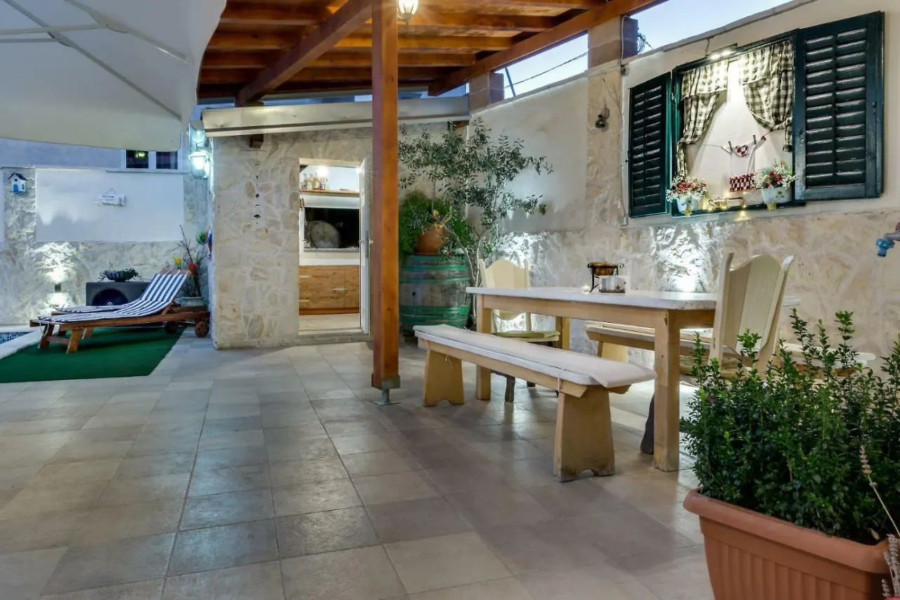 Apartment Nedo