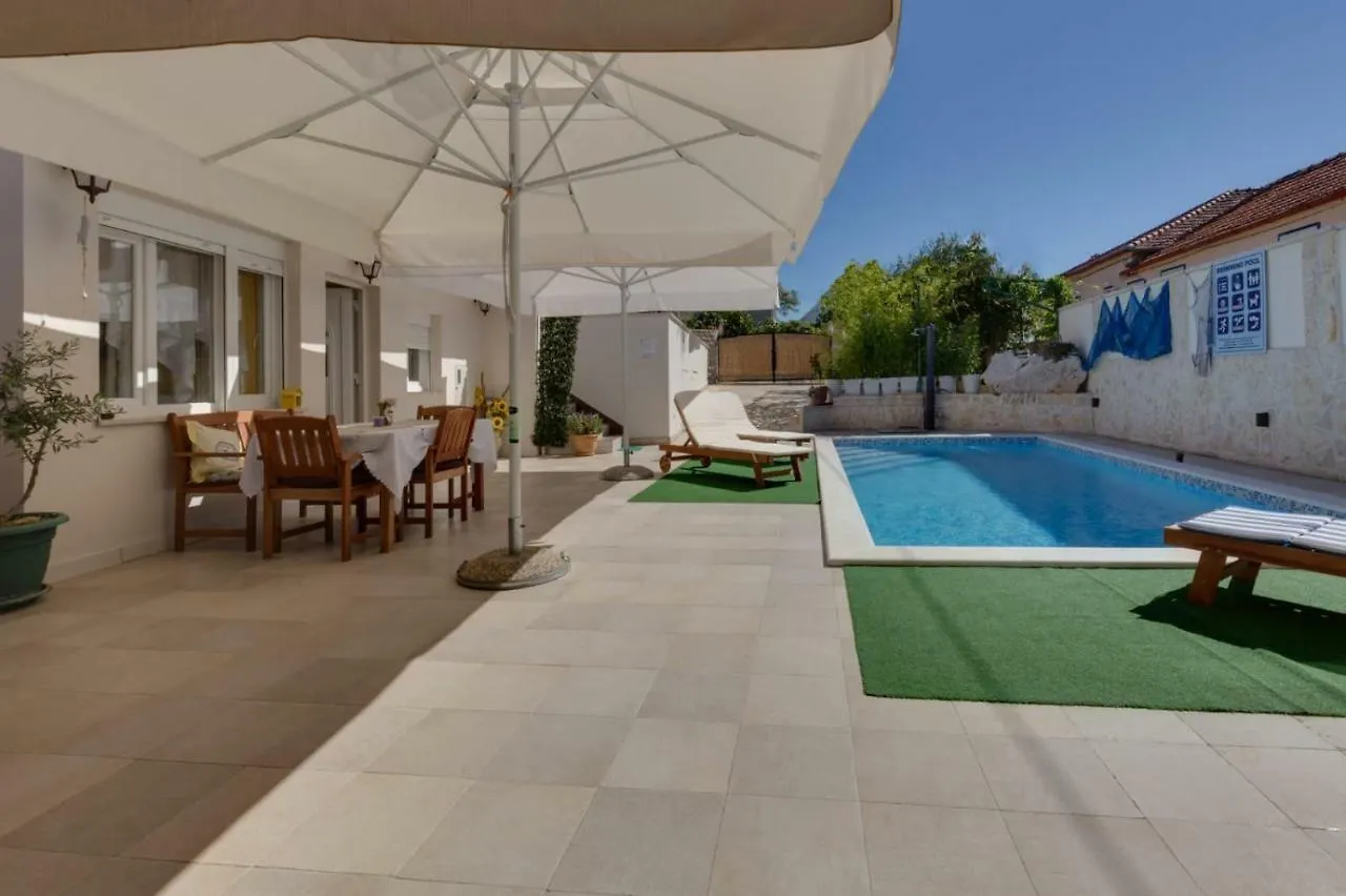 Apartment Nedo Croatia