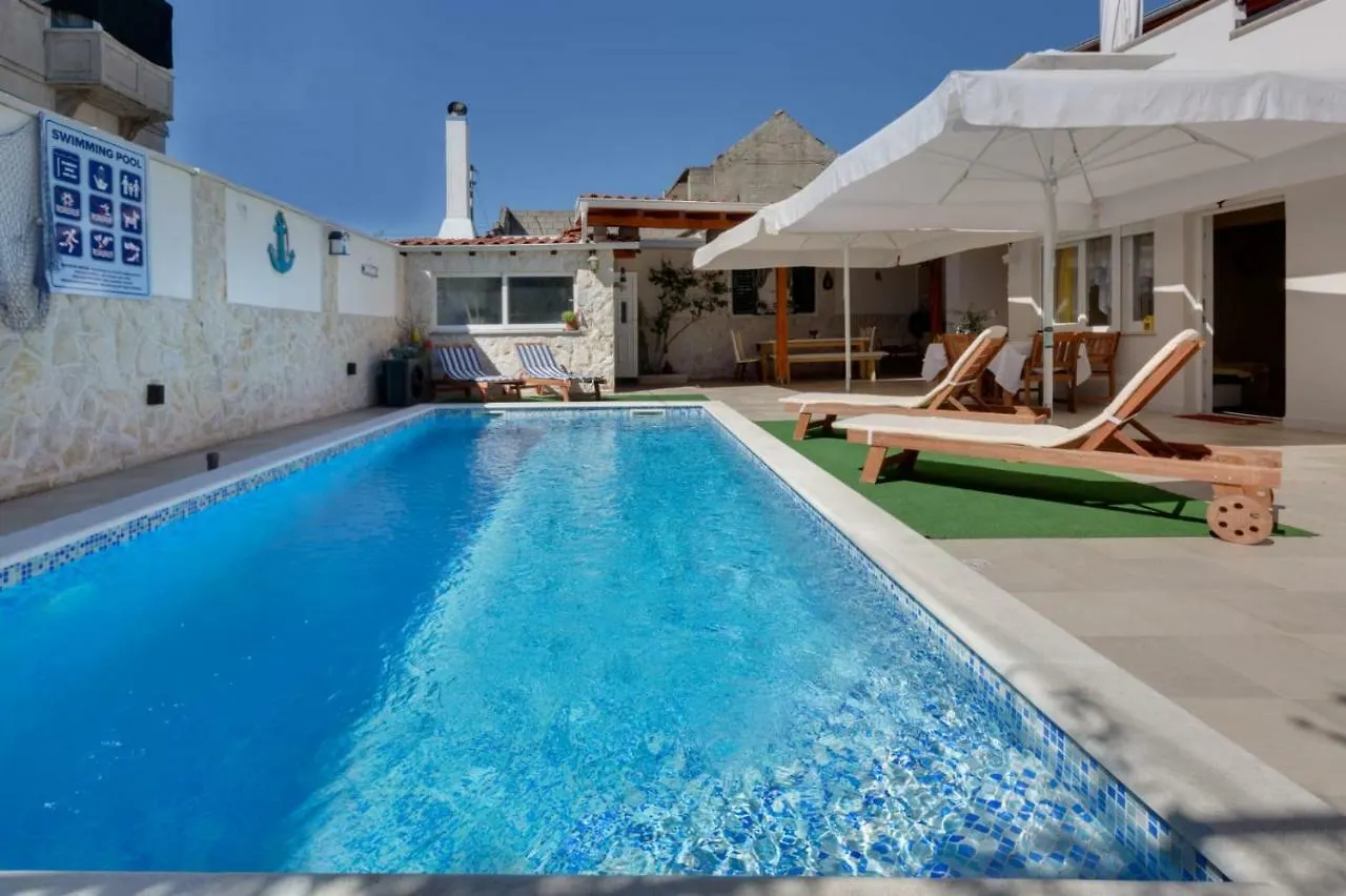 Apartment Nedo Sveti Filip i Jakov